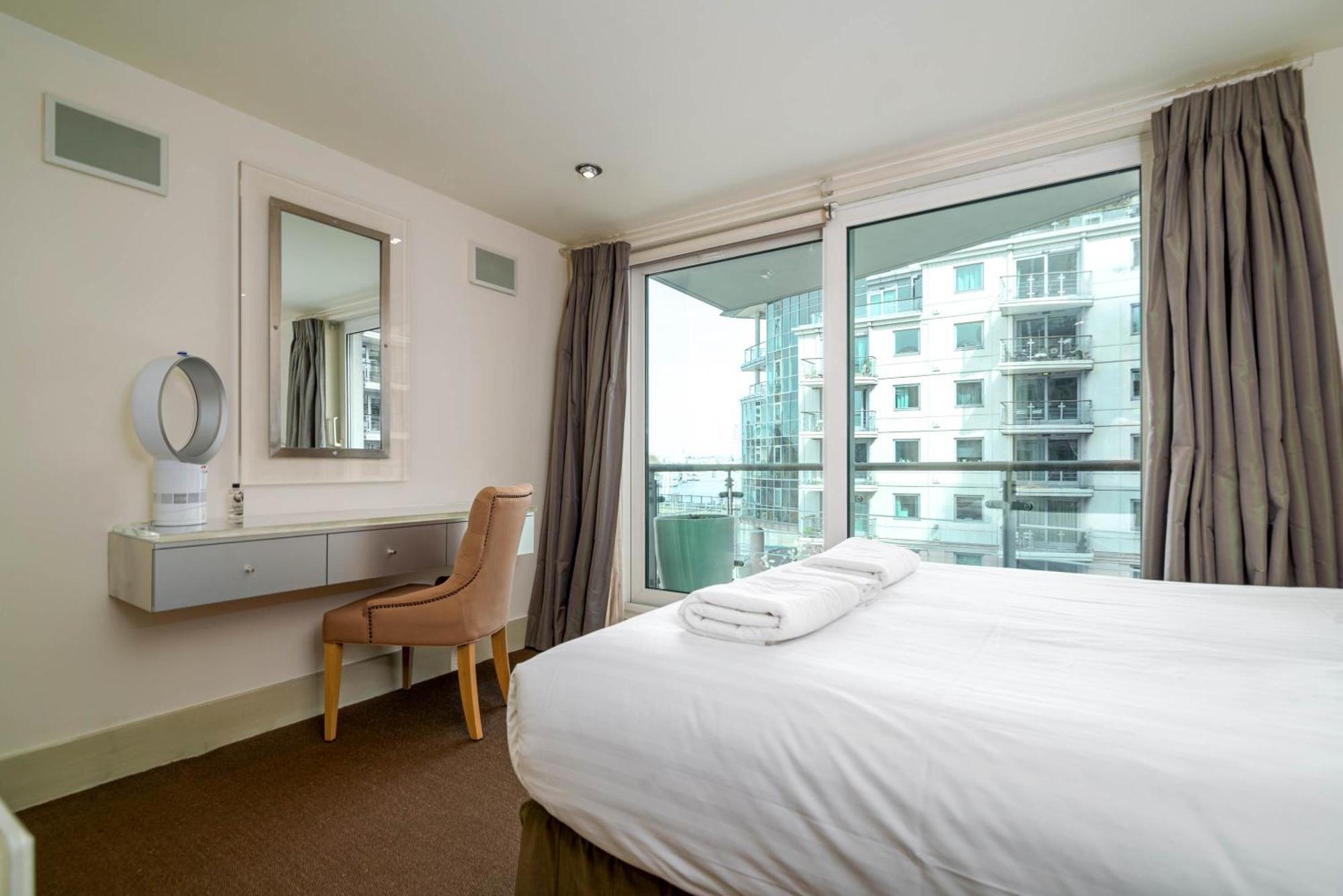 Fabulous 3 Bed Apartment In Vauxhall London Kültér fotó