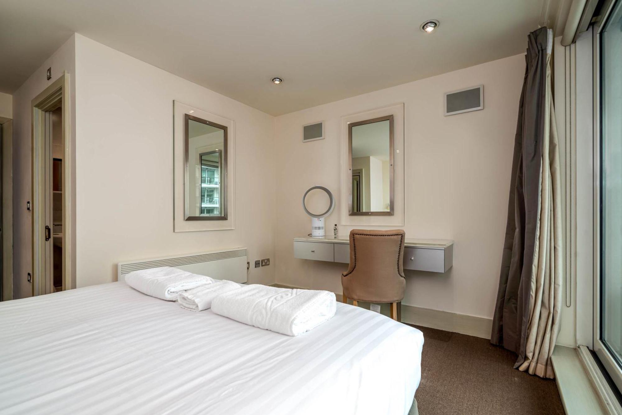 Fabulous 3 Bed Apartment In Vauxhall London Kültér fotó